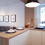 Bright&Cozy C1